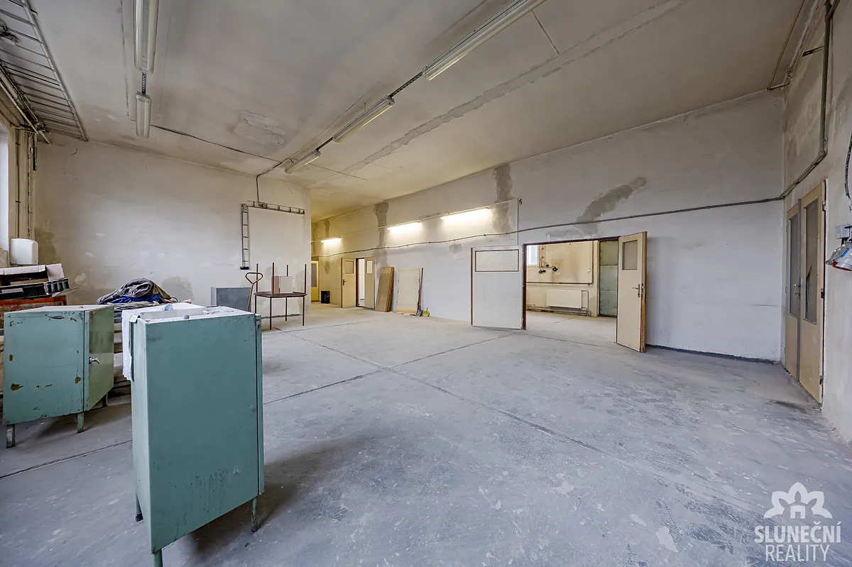 Pronájem výrobní haly, prostoru 209 m²